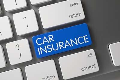 Does the Porsche Club of America offer car insurance?